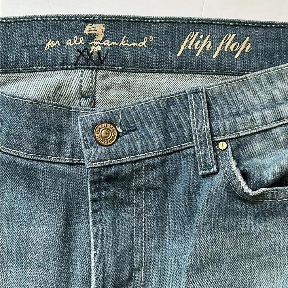 7 For All Man Kind Flip Flop Low Rise Boot Cut Light Wash Denim Jeans Size 31